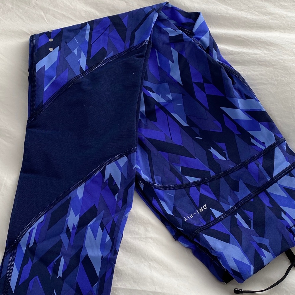 NEW Nike Epic Lux Full Length Tights, Sz Small - Picture 3 of 4